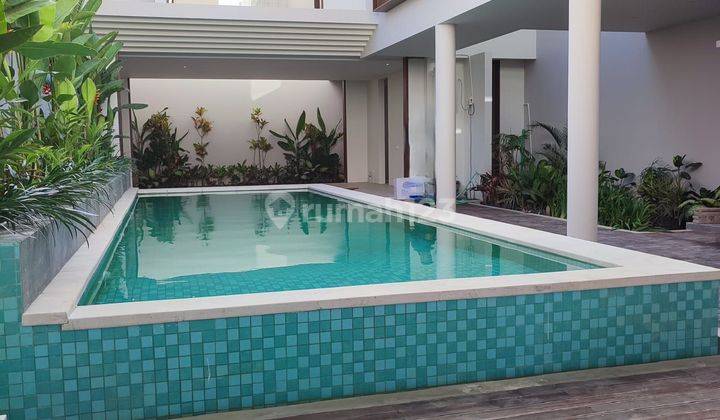 HOT LIST 
TOP URGENT 

TERMURAH DI KELASNYA DI JUAL VILLA LOKASI RENON DENPASAR SELATAN BALI 1