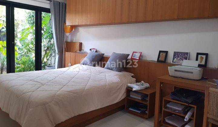 HOT LIST 
TOP URGENT 

TERMURAH DI KELASNYA DI JUAL RUMAH LOKASI PENATIH DENPASAR TIMUR
 2