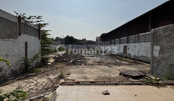 Dijual Gudang Lama Harga Njop 2.200m2 Di Daan Mogot Jakarta Barat
