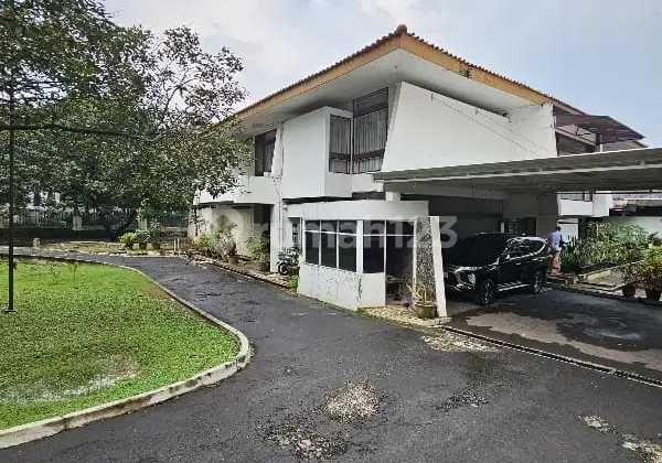 Dijual Rumah Hitung Tanah 1.715 M Di Kebayoran Baru SCBD Senopati Dijual Rumah Hitung Tanah 1.715 M Di Kebayoran Baru SCBD Senopati