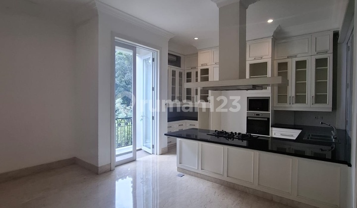 For Rent: Ready-to-Occupy House in Prapanca, Kebayoran Baru 1