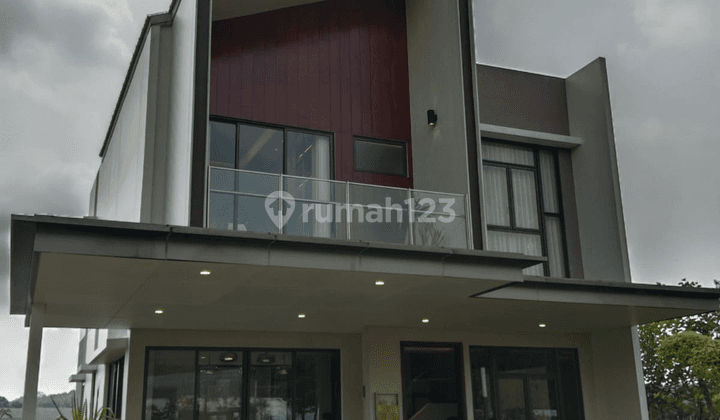 Dijual Rumah Sultan D Sentul Selatan View Pegunungan 1