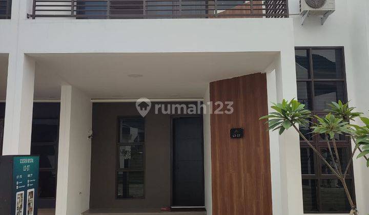 Dijual Rumah Modern 2 Lantai Lingkungan Nyaman Lokasi Bagus 1