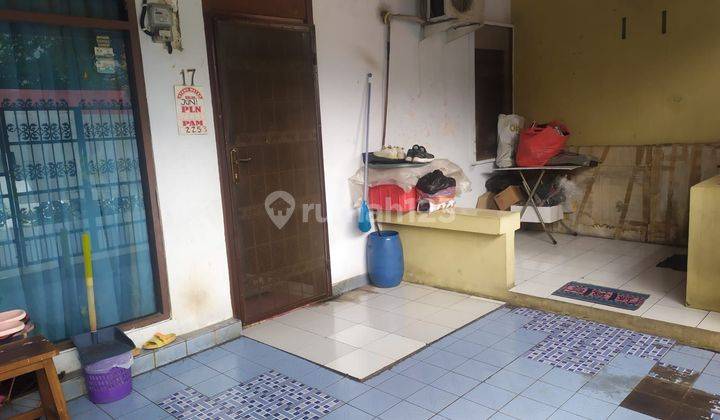 Rumah siap huni di perumahan Cipondoh makmur  2