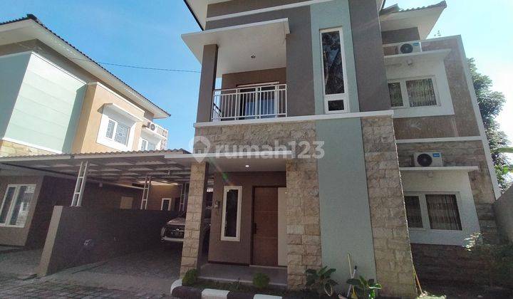 Rumah Full Furnished Jl Besi Km 1 Timur Kampus Uii Jakal Km 13  2