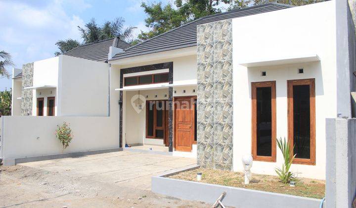 Rumah di Jl. Cebongan - Seyegan Selatan Pasar Cebongan  2