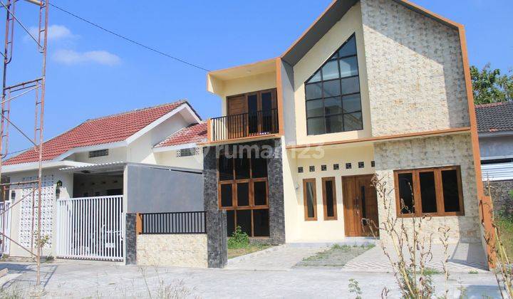 RUMAH SCANDINAVIAN di Jl. Wates Km 8 Utara RS MITRA SEHAT SEDAYU  2