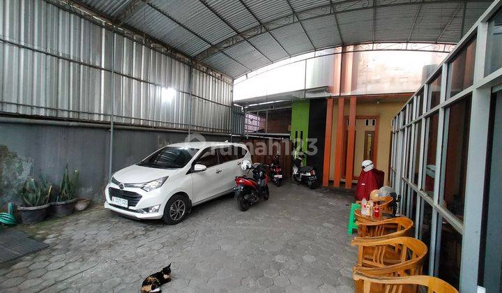 Rumah Besar Pinggir Jl Aspal Di Jl. Sonosewu Pgri Jogja  1