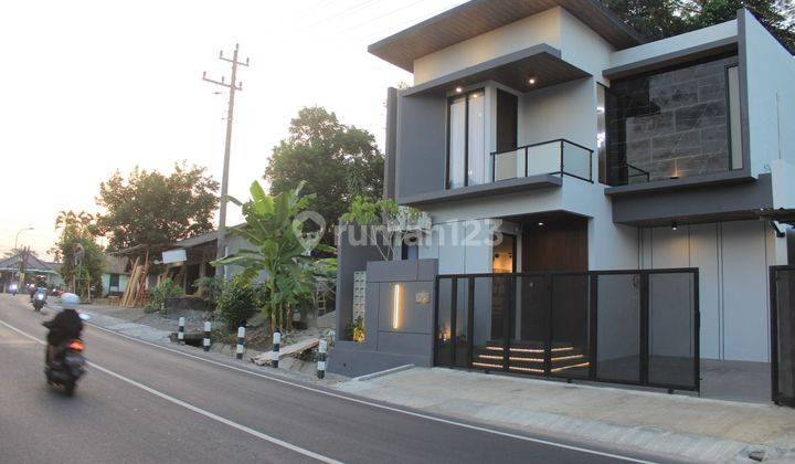 Rumah Full Furnished Model Kontemporer Di Jl Palagan Km 9  2