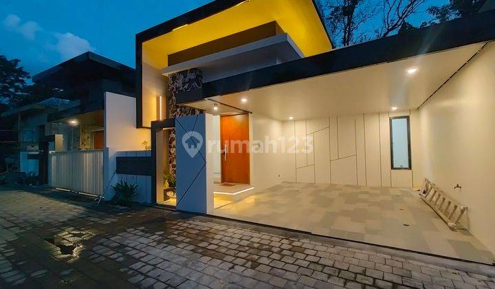 Rumah Mewah Kelas Premium Di Jl Raya Krapyak Utara Sd Model  1