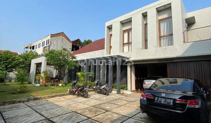 Rumah Mewah Harga Murah, Ada Kolam Renang, Single Hause 1