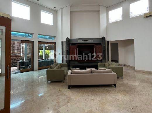 Rumah Mewah Menteng Arsitek Top dijual cepat dekat Imam Bonjol 2