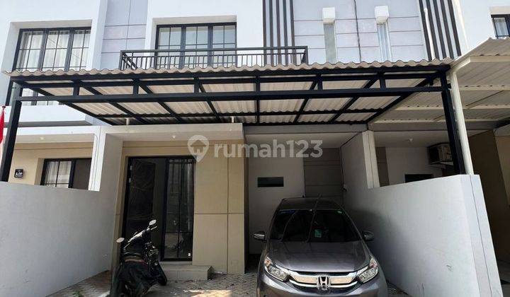 Disewakan Rumah Baru Gress 2 Lantai Di Regency One Babatan 1