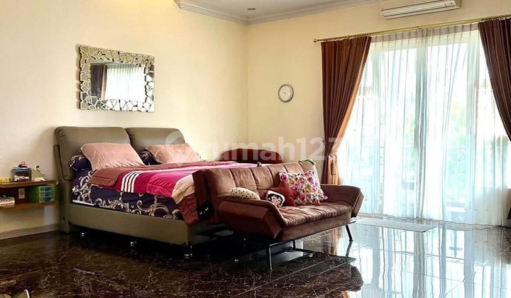 Dijual Rumah Cantik Siap Huni Nginden Intan Barat 2