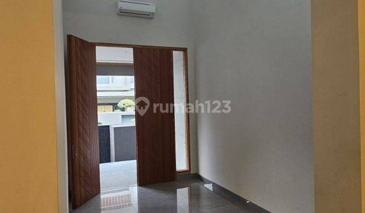 Dijual Rumah 2½ Lantai Baru Gress Imperial Golf Pakuwon Indah 2