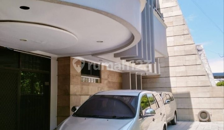 For Sale Commercial House in Raya Dharmahusada Indah Area