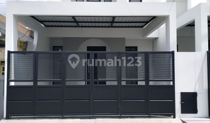 Dijual Cepat... New Amerincan House Pondok Tjandra Indah 1