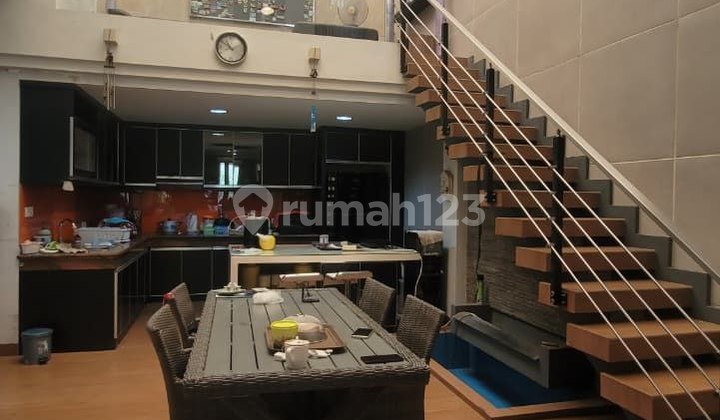 Dijual Rumah Bagus Siap Huni Pakuwon Indah Dijual Rumah Bagus Siap Huni Pakuwon Indah