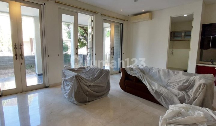 Hot Listing... Beautiful 2½-Story House Ready to Occupy in Pakuwon City 2