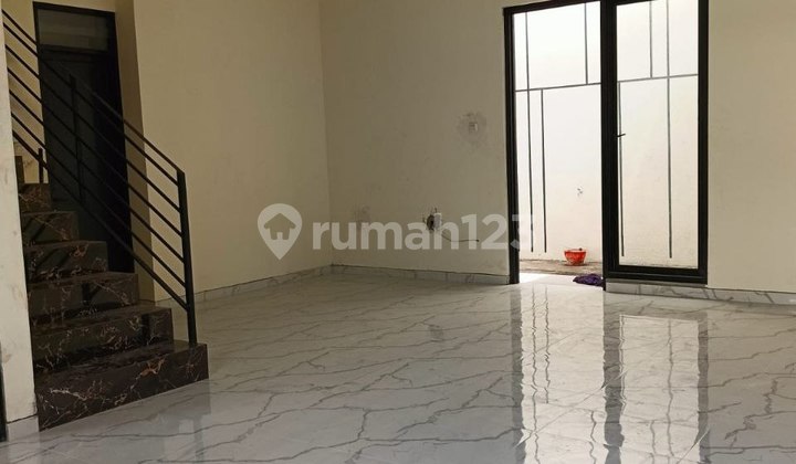 Hot Listing... Rumah Baru Gress Mulyosari Utara 2
