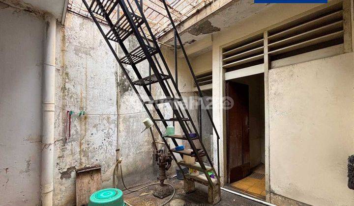 Rumah Dijual Duri Kepa Lt 204m2 Cocok Untuk Bangun Ulang 2