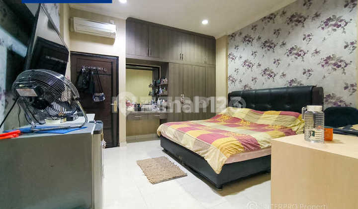 Rumah Dijual Jelambar Siap Huni - LT60m2 Semi Furnished  2