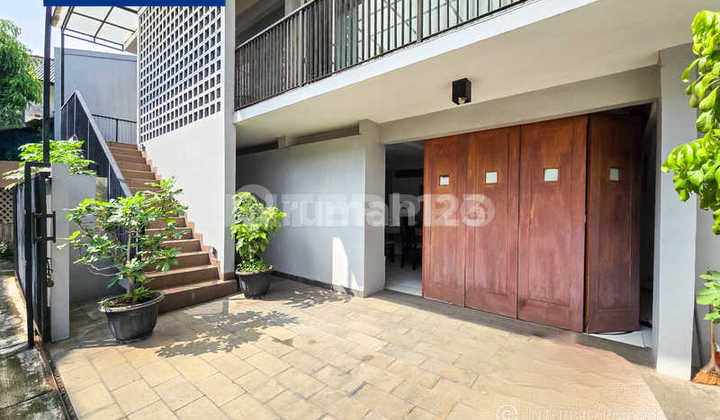 Rumah Dijual Taman Meruya Ilir Full Furnished – LT 141m2 2