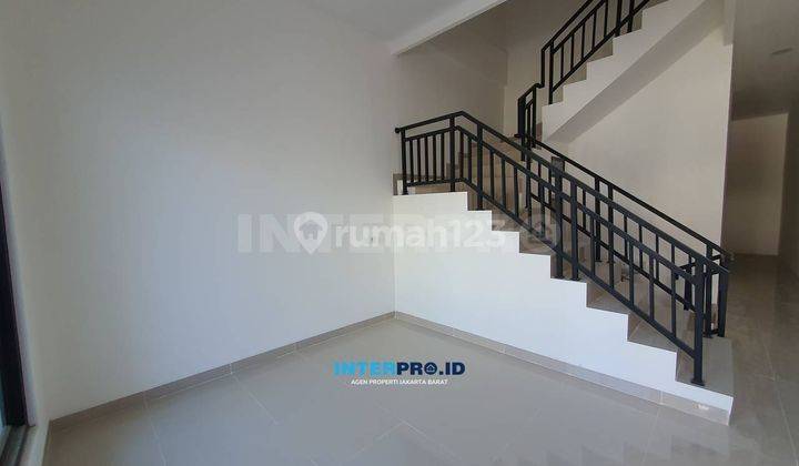 Dijual Rumah Baru Minimalis 3 Lantai Lt 71m2 Akses Jalan Lebar 2