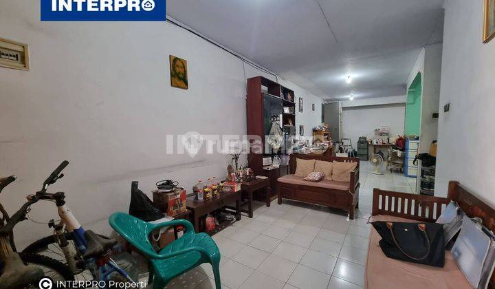 Dijual Rumah Taman Ratu Dalam Komplek Lt 136m2 Akses Jalan Lebar 2