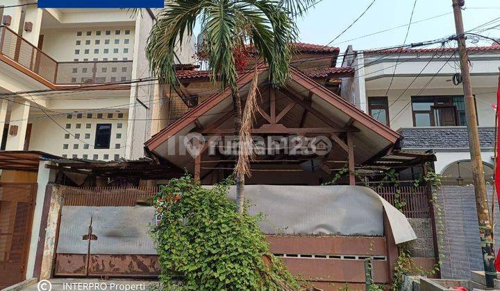 Dijual Rumah 2 Lantai Taman Ratu Lt 160m2 Akses Jalan Lebar 1