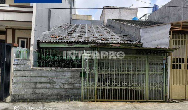 Rumah Lama Dijual Hitung Tanah Taman Ratu Lt 108m2 1