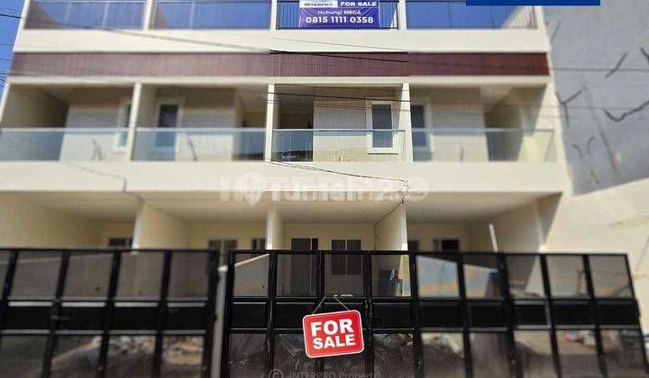 Rumah 2 lantai Dijual Sunrise Garden LT 131m2 Modern Japanese House 2