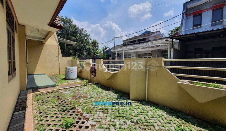 Rumah 2 Lantai Taman Meruya Ilir Luas 188m2 Hook 2