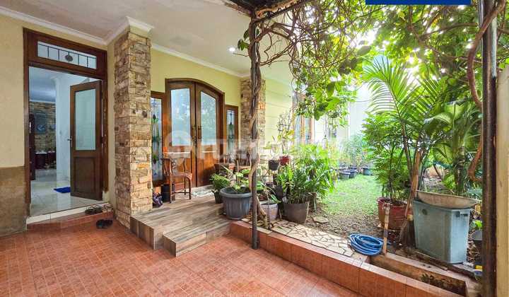 2-Story House for Sale Ready to Occupy Puri Indah Land Area 150M2 2