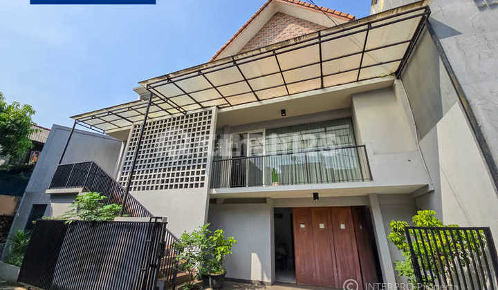 Rumah Dijual Taman Meruya Ilir Full Furnished – LT 141m2 Rumah Dijual Taman Meruya Ilir Full Furnished – LT 141m2