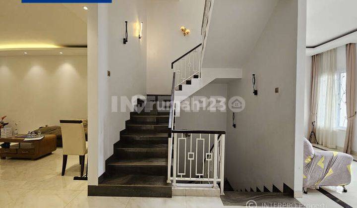 Rumah 4 Lantai Dijual Taman Cosmos 5 Kamar Tidur Luas 144m2 2