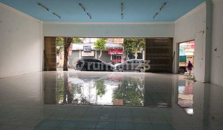 Shop House For Rent Ready to Use Land Area 230M2 2