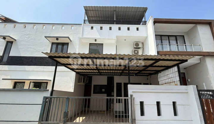 Well-Maintained Minimalist House Green Ville Land Area 90m2