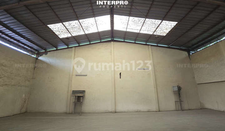 Gudang Dijual Palmerah Tanah Abang Zona Komersial - Luas 1810m2