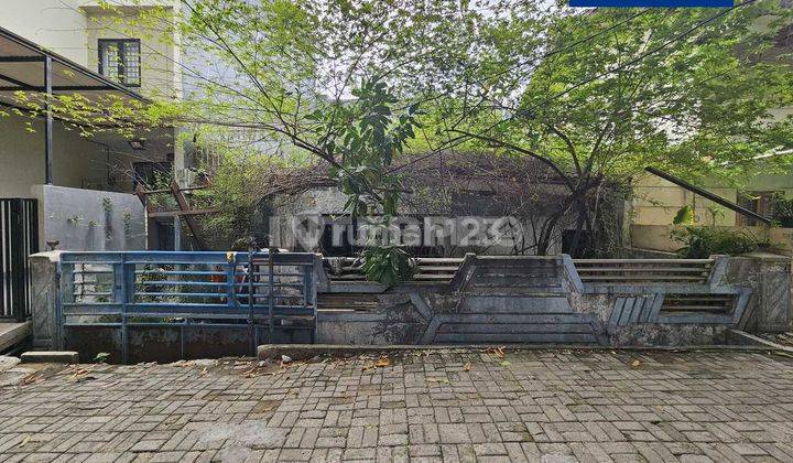 Rumah Tua Dijual Hitung Tanah Taman Ratu Luas Tanah 150m2 1