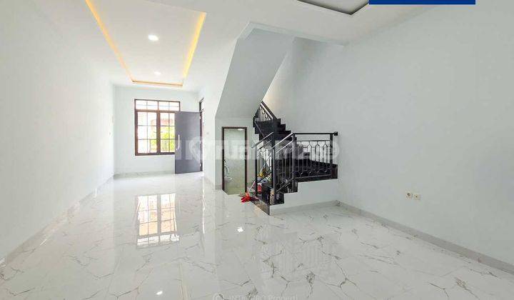 Rumah Baru Dijual Duri Kepa Design American Classic Lt 72m2 1