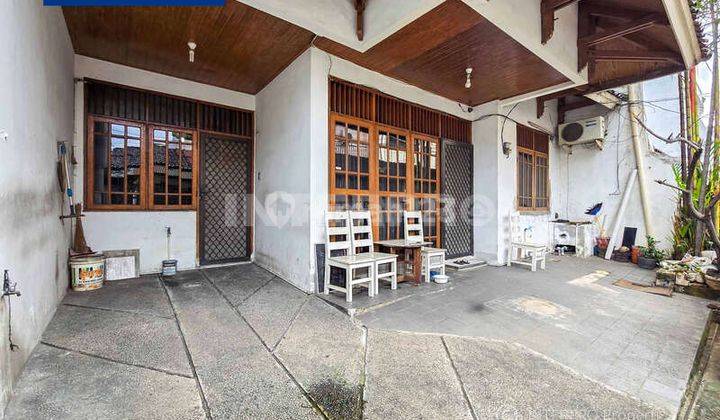 Rumah Dijual 2,5 Lantai Tanjung Duren Lt 117m2 Kokoh Terawat  2