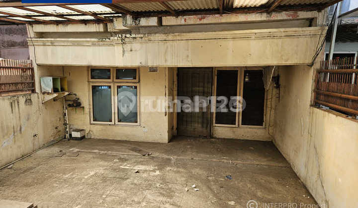 Rumah Dijual Taman Ratu Hitung Tanah LT 144M2 2