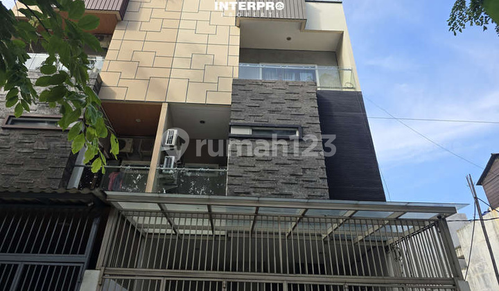 Rumah Minimalis Modern Siap Huni Taman Ratu Lt 120M2 Rumah Minimalis Modern Siap Huni Taman Ratu Lt 120M2