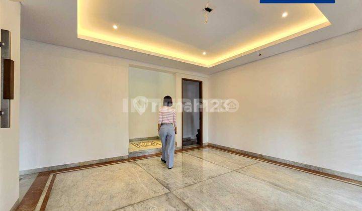 Rumah Mewah Dijual Taman Villa Meruya Luas 374m2 2