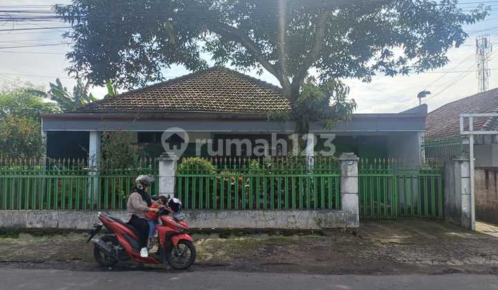 House for Sale Wahid Hasyim Kaliwates Ready to Occupy - Land Area 297M2