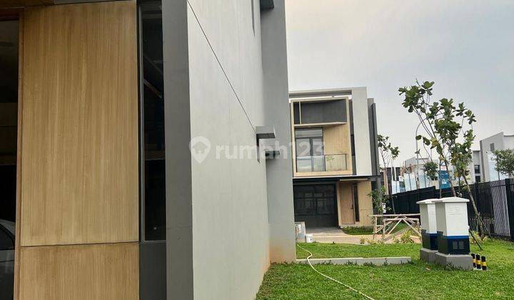 Bu Rumah Sangat Bagus,hoek,cluster Svadi,bsd, Tangerang Selatan 2