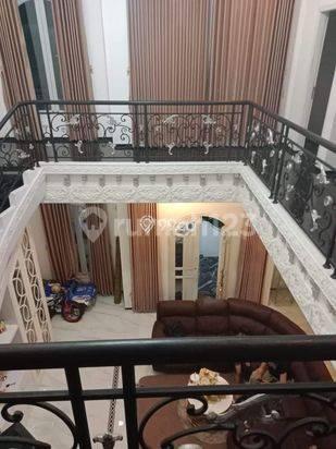 Dijual Rumah 3 Lantai di Ciwidey Bandung 2