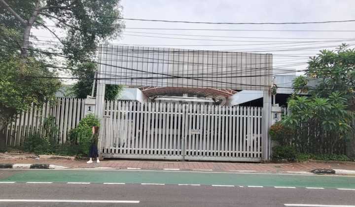 ex pabrik area cipinang muara luas tanah 2459m masih bagus dan rapi