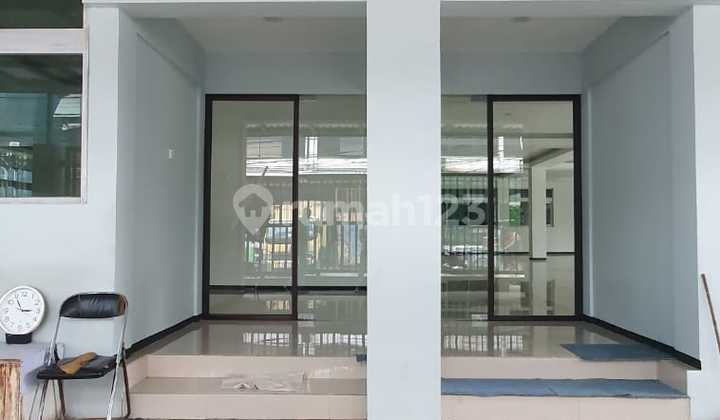 Gedung Area Gunung Sahari Luas 1319m Ada lift Barang 5 gudang kecil 2